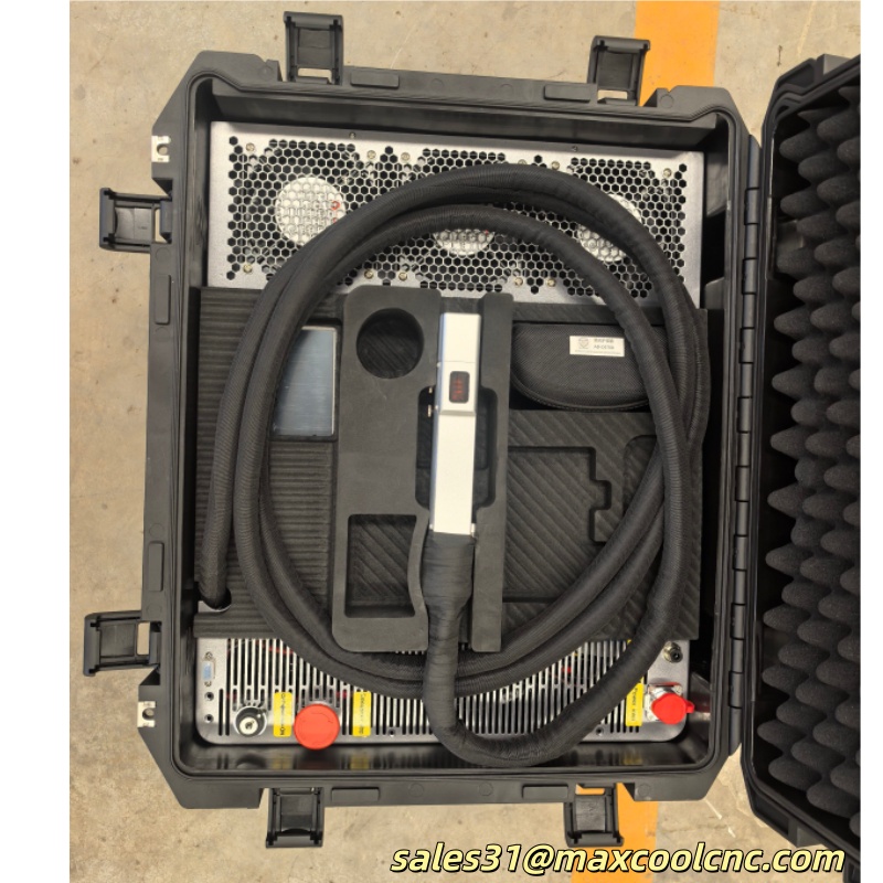 Industrial Laser Welding Tool - Werkzeugkasten 1200W 1500W CW Laser Metallreinigungsmaschine